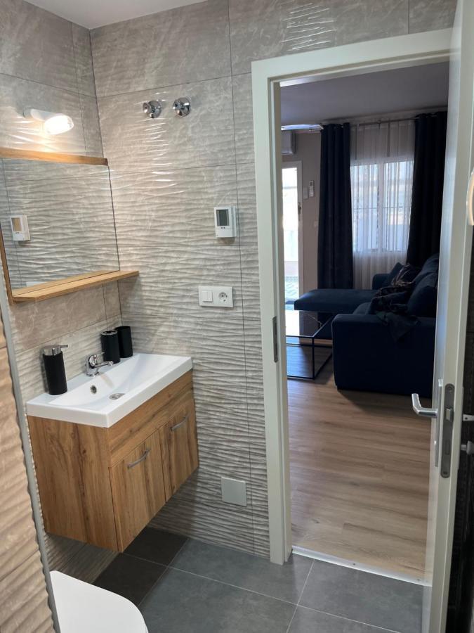 Appartement Villa-Celine Torrevieja Exterior photo